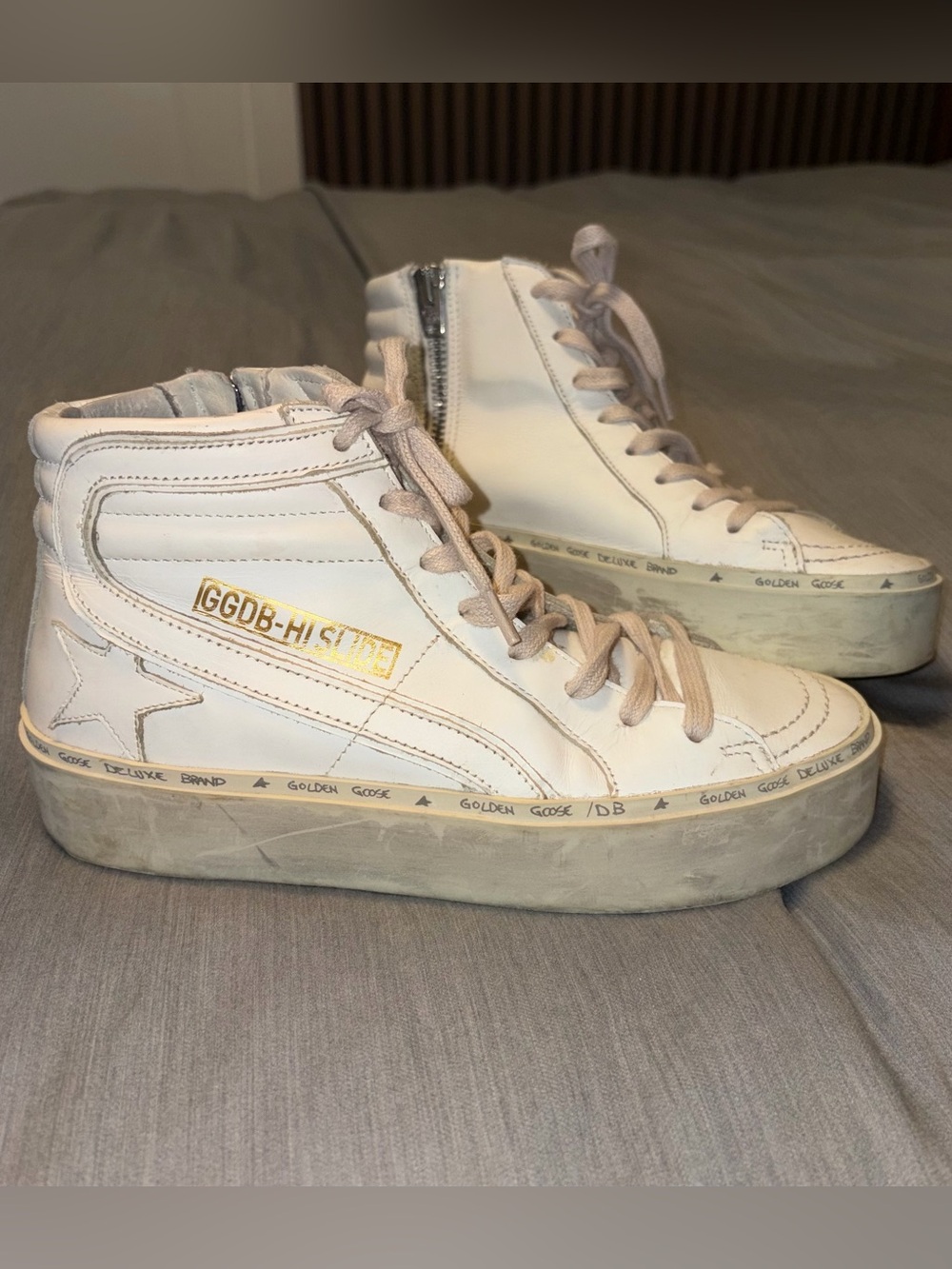 Golden Goose Hi Star Sneakers Hi Slide White W/ Pink Laces, 35 (5), High Top - Picture 1 of 15